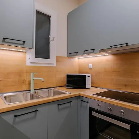 Roselyn 3-bdrm Central Suite, Vesta Philoxenia דירה *